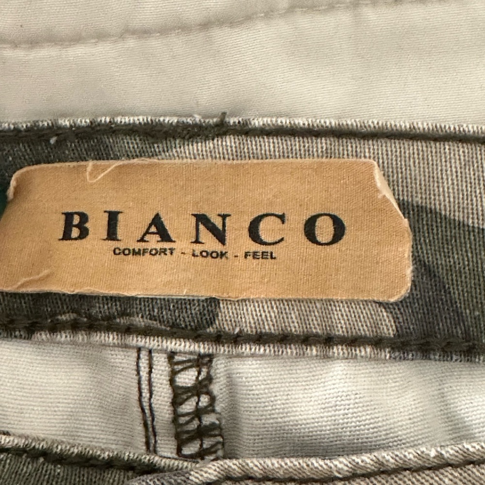 Bianco brand camouflage print denim pants size 31 - Picture 6 of 8